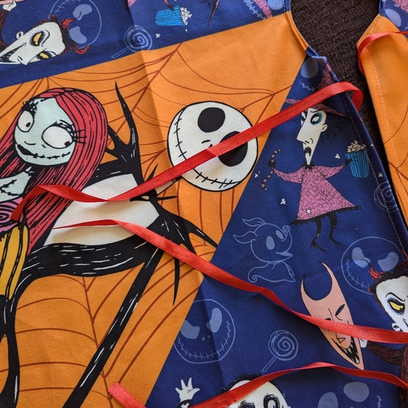 Nwot Disney the nightmare before Christmas 36"  tree skirt - Picture 3 of 4